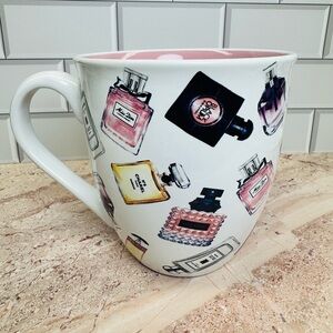 Luxury Design Print Mug - Pink and White